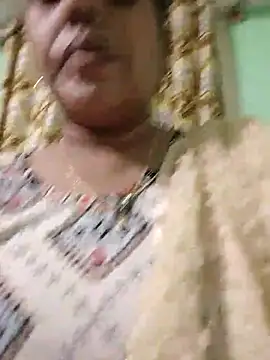 Snapshot of Monika_telugu_queen chatting on April 28, 2026, 4:44 pm Monika telugu queen online show from April 28, 2026, 4:44 pm