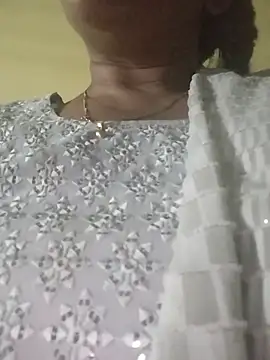 Snapshot of Monika_telugu_queen chatting on July 9, 2026, 9:36 pm Monika telugu queen online show from July 9, 2026, 9:36 pm