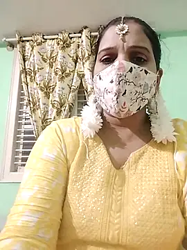 Snapshot of Monika_telugu_queen chatting on May 15, 2026, 5:33 pm Monika telugu queen online show from May 15, 2026, 5:33 pm