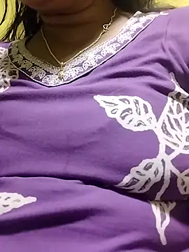 Snapshot of Monika_telugu_queen chatting on April 30, 2026, 1:29 pm Monika telugu queen online show from April 30, 2026, 1:29 pm