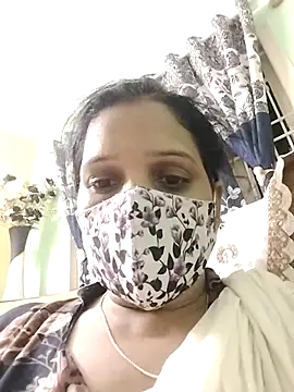 Snapshot of Monika_telugu_queen chatting on May 5, 2026, 6:33 pm Monika telugu queen online show from May 5, 2026, 6:33 pm
