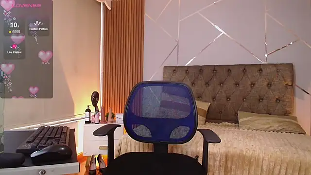 Snapshot of Perlaa_moon_ chatting on May 12, 2026, 3:29 pm Perlaa moon online show from May 12, 2026, 3:29 pm