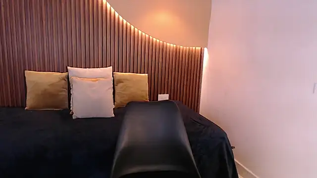 Snapshot of Candy_xox11 chatting on May 20, 2026, 5:15 am Candy xox11 online show from May 20, 2026, 5:15 am
