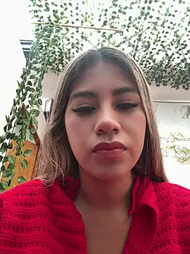 Kimmiebellarie online show from May 19, 2026, 2:02 pm