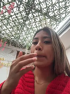 Kimmiebellarie online show from July 11, 2026, 1:22 pm
