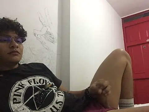 xhecho uzumaki online show from June 3, 2026, 4:02 am