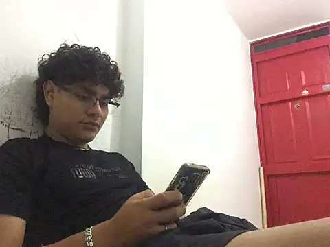 xhecho uzumaki online show from June 2, 2026, 4:01 am