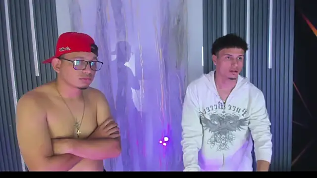 Snapshot of The_King_Swit chatting on April 10, 2026, 11:01 pm The King Swit online show from April 10, 2026, 11:01 pm