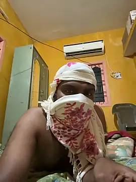 Snapshot of Rajmadrastn chatting on April 19, 2026, 8:33 pm Rajmadrastn online show from April 19, 2026, 8:33 pm