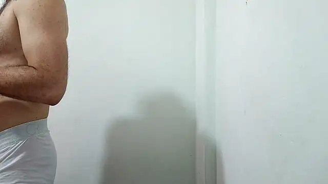 Snapshot of andrew_1520 chatting on March 17, 2026, 12:41 pm andrew 1520 online show from March 17, 2026, 12:41 pm