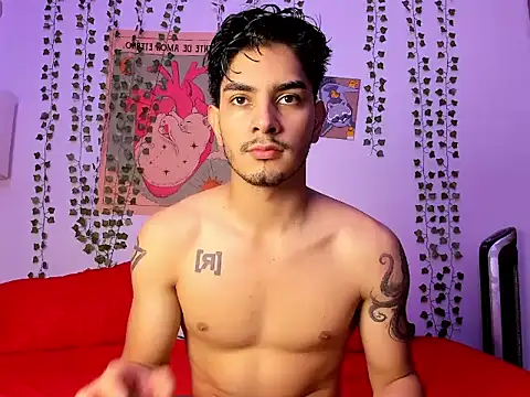 Snapshot of JaxJinx chatting on April 17, 2026, 12:46 am JaxJinx online show from April 17, 2026, 12:46 am