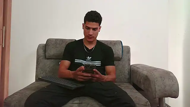 steven muller online show from April 25, 2026, 10:07 pm