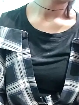 Snapshot of Liviya__225__ chatting on April 14, 2026, 6:07 am Liviya 225 online show from April 14, 2026, 6:07 am