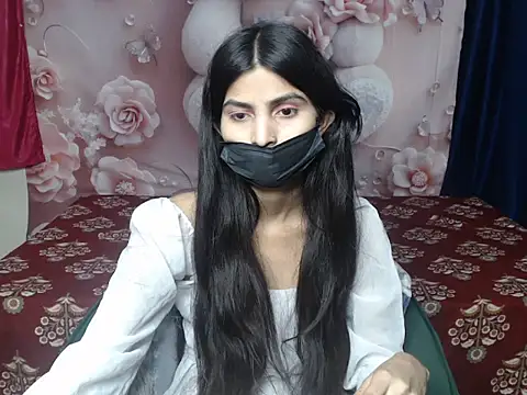 Snapshot of Ada-19 chatting on May 7, 2026, 5:33 am Ada-19 online show from May 7, 2026, 5:33 am