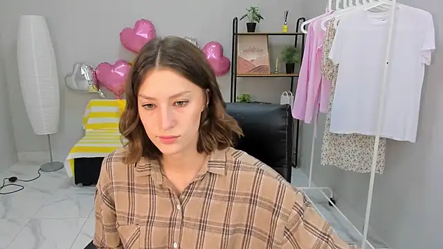 Freya Belis online show from April 28, 2026, 10:08 am