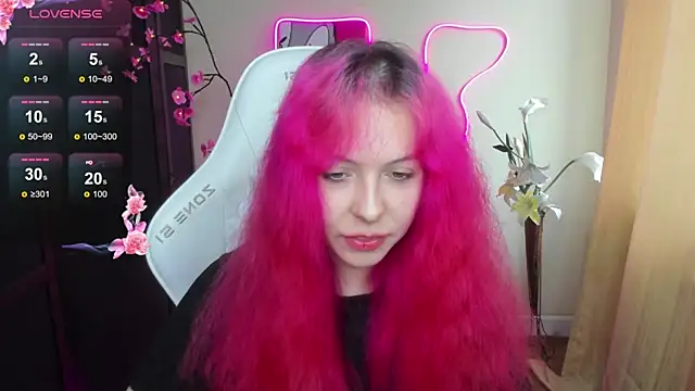 InfernoKitten online show from May 7, 2026, 12:59 am