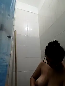 Snapshot of dhalia-rose89 chatting on April 12, 2026, 2:42 pm dhalia-rose89 online show from April 12, 2026, 2:42 pm