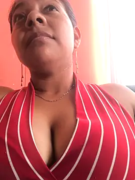 Tamaraxxx hot online show from April 12, 2026, 8:56 pm