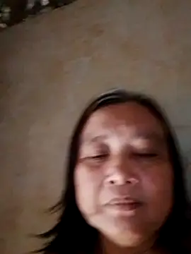 jeanyummytits online show from June 7, 2026, 11:54 pm