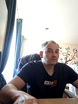Piotr481 online show from April 22, 2026, 2:46 pm