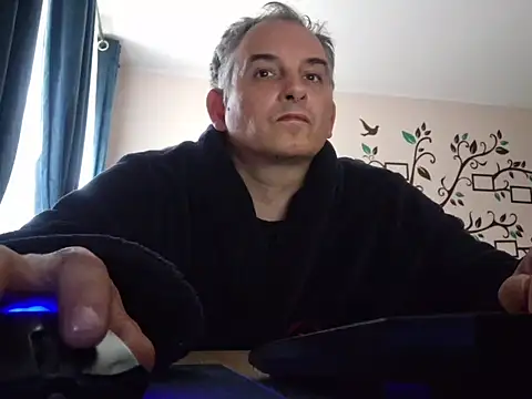 Piotr481 online show from May 7, 2026, 4:10 pm