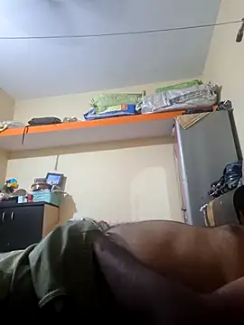 Snapshot of Rishi040493 chatting on April 13, 2026, 4:22 pm Rishi040493 online show from April 13, 2026, 4:22 pm