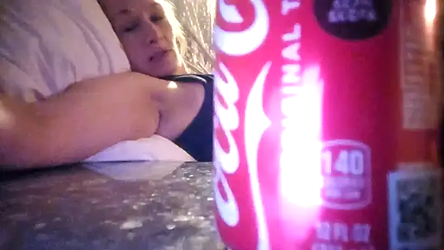 Princess42086 online show from April 27, 2026, 5:33 pm