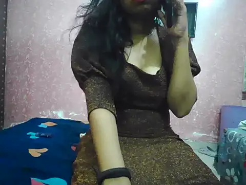 Snapshot of Malikaaa_V chatting on August 4, 2026, 7:13 am Malikaaa V online show from August 4, 2026, 7:13 am