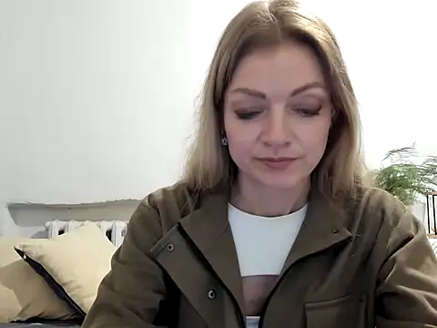 Snapshot of Severina7 chatting on April 30, 2026, 5:09 pm Severina7 online show from April 30, 2026, 5:09 pm