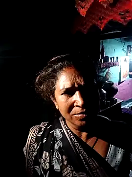 Snapshot of RANI01990 chatting on April 13, 2026, 4:44 pm RANI01990 online show from April 13, 2026, 4:44 pm