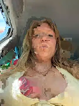 Snapshot of Tiffy_Rosee chatting on May 10, 2026, 10:41 am Tiffy Rosee online show from May 10, 2026, 10:41 am