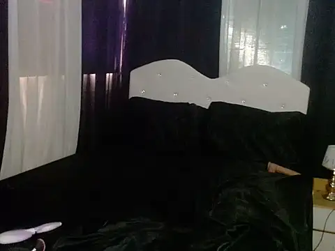 AshantTsiBigCock online show from July 21, 2026, 11:28 pm