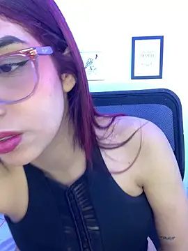 Snapshot of miss_carly chatting on June 1, 2026, 6:07 pm miss carly online show from June 1, 2026, 6:07 pm