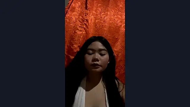 KimbraLofthouse online show from April 15, 2026, 12:21 pm