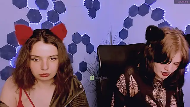 nikki kiss  online show from May 29, 2026, 9:26 am