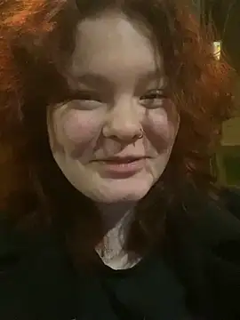 kinky  fox online show from April 16, 2026, 7:47 pm