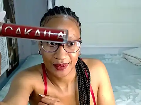 Snapshot of SkyVelvetxoxo chatting on May 25, 2026, 7:29 am SkyVelvetxoxo online show from May 25, 2026, 7:29 am