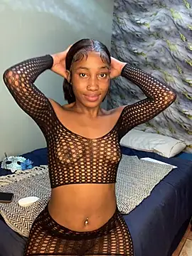 Snapshot of Petite_BUNNYWORXXX chatting on April 15, 2026, 4:00 pm Petite BUNNYWORXXX online show from April 15, 2026, 4:00 pm