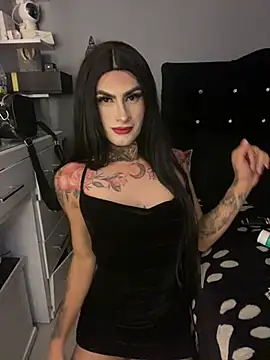 valen lewiiz online show from July 16, 2026, 11:02 pm