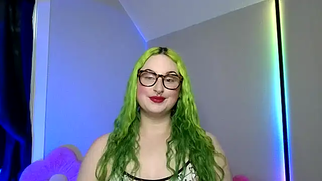 Snapshot of thefapfolder chatting on May 18, 2026, 1:05 pm thefapfolder online show from May 18, 2026, 1:05 pm