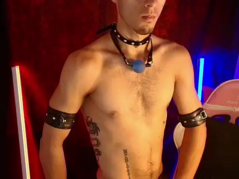 Snapshot of dark_men1 chatting on April 18, 2026, 5:15 pm dark men1 online show from April 18, 2026, 5:15 pm