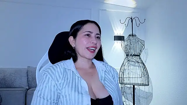 valeriavg online show from May 21, 2026, 11:29 am
