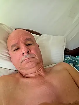 mannohmann5 online show from June 13, 2026, 4:21 am