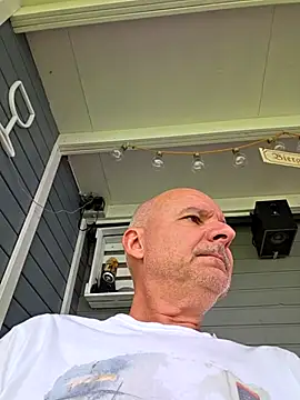 mannohmann5 online show from August 6, 2026, 12:44 pm