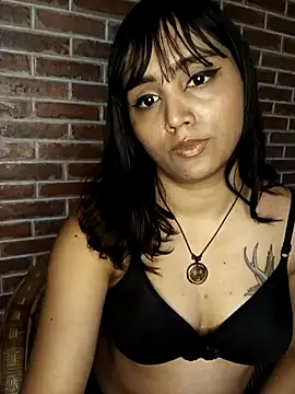 jellyyynspicyyy online show from May 5, 2026, 8:01 pm