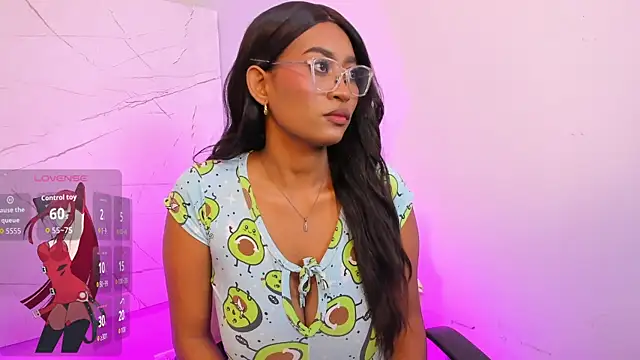 ALISSA SMITH  online show from June 14, 2026, 9:05 pm