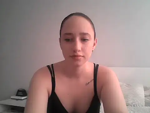 DarkMirel online show from April 28, 2026, 1:26 pm