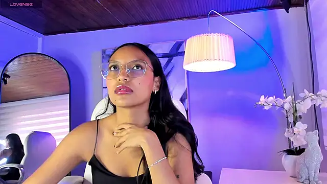 Snapshot of miel_ambar chatting on May 14, 2026, 1:41 pm miel ambar online show from May 14, 2026, 1:41 pm
