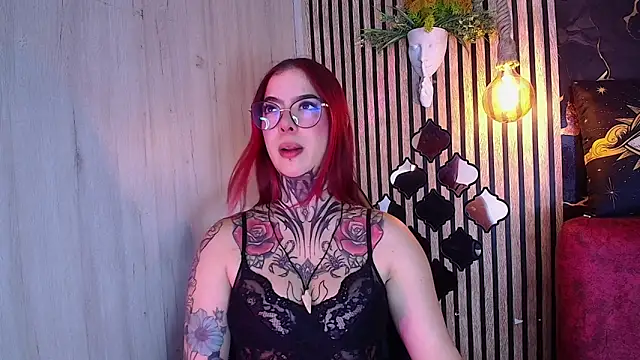 Snapshot of Atenea_Red chatting on May 15, 2026, 8:29 pm Atenea Red online show from May 15, 2026, 8:29 pm