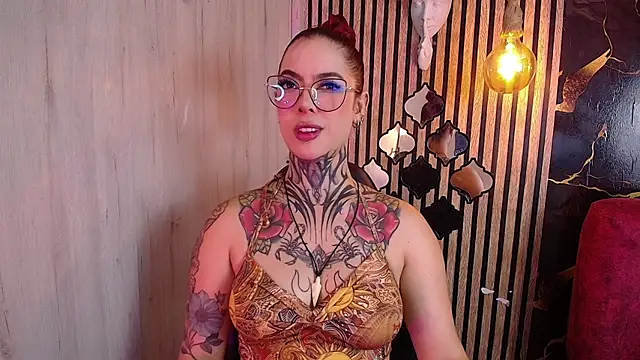 Atenea Red online show from June 24, 2026, 9:01 pm